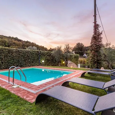 Villa Rondini, With Pool *