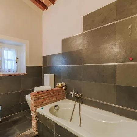 Villa Rondini, With Pool *